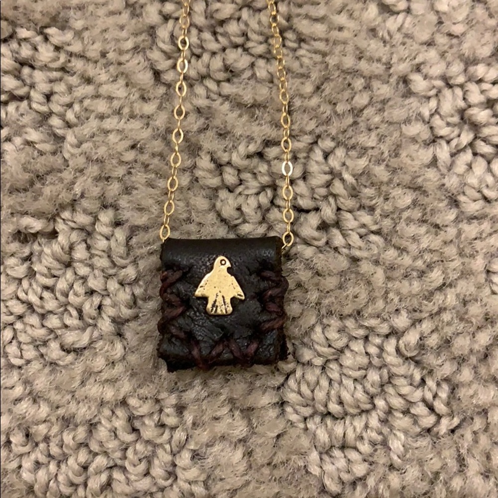 Dainty necklace